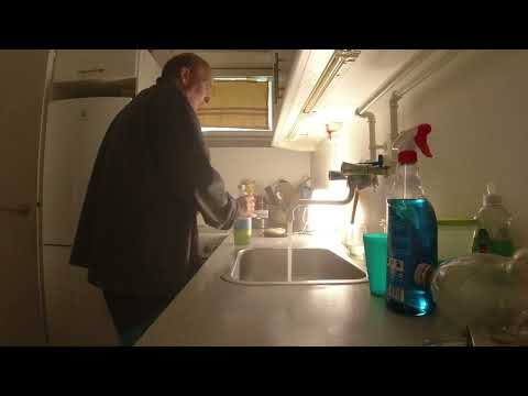 MongoTV_9322 - Min Frokost - Del 1 - Ristet BOLLE Med HØNSESALAT