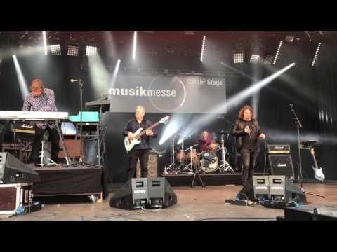 Thumbnail for Deep Purple´s Keyboard Virtuose Don Airey mit Band  in Frankfurt anläßlich der Musikmesse 2017 by Don Airey