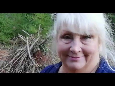 Not quite a Chateau 21 - A Butterfly -  A Cover up -  A Cook up - And a Bonfire party for two