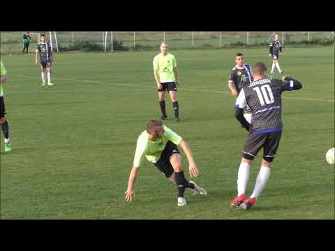 A  klasa  Jordan Kazanice - Ossa Biskupiec  1: 2  migawki I połowa.