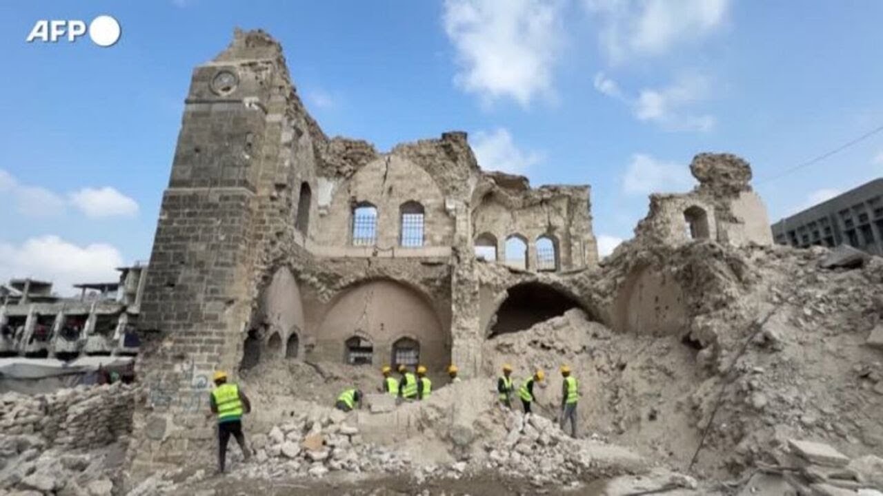 Gaza, gli abitanti iniziano a restaurare la fortezza storica danneggiata dalla guerra