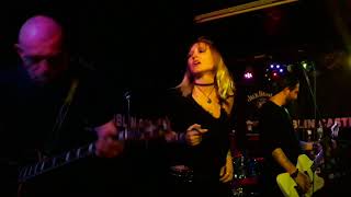 Fire Red Empress "Half Bird Half Beetle Half Man" Live Londres 2018