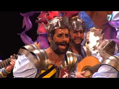 Comparsa “Los Imprescindibles”: Primer Pasodoble | SEMIFINALES del Carnaval de Cádiz 2015