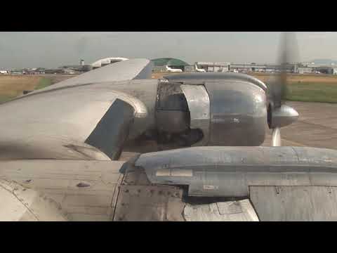THE SIGHT & THE SOUND : Flight onboard Super Constellation HB-RSC from Basel (BSL) to Paris (LBG)