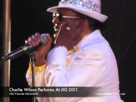 Charlie Wilson Performs At JIG (Jazz In the Gardens) Miami 2011