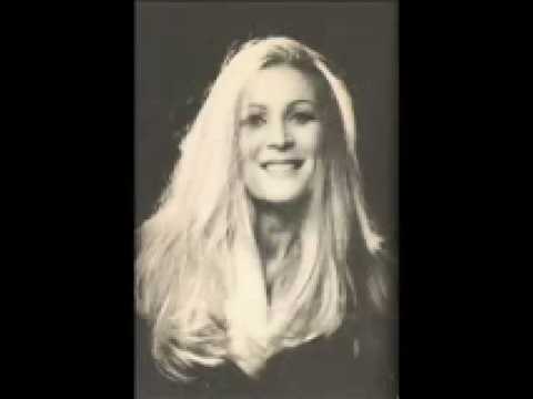 Do gniazd znów powróciły ptaki Irena Santor