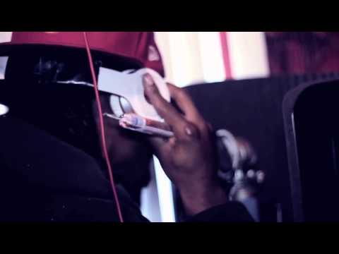 FLIGHT TEAM: BETROIT RICHIGAN - OFF TOP FREESTYLE ---- FILMED BY: STEVEN B THE GREAT