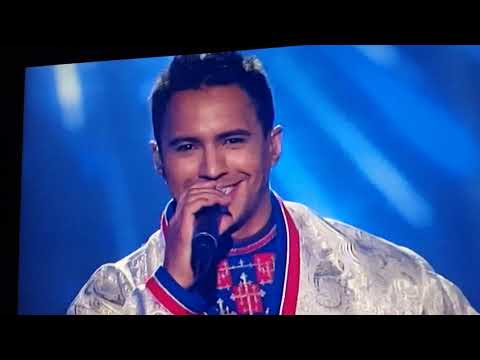 Jon Henrik Fjällgren och David Lindberg. Duett "Sky full of stars"