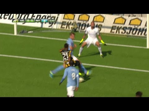 Här skriker Häcken efter straff: "Det är kontakt" - TV4 Sport