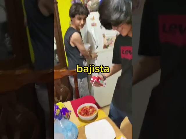 Vídeo relacionado con MUCKLILY Anillo de Guitarra Punk Abierto Ajustable de Metal para Hombre, Accesorio de Moda para Festivales de Música y Conciertos, Talla 18, Diseño Estético y Rockero