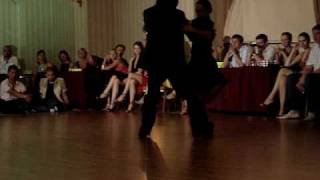 Eduardo Capussi and Mariana Flores. "Entrador". Show at Tangon-2010