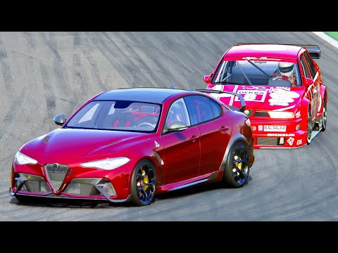 Alfa Romeo Giulia GTAm vs Alfa Romeo 155 Ti DTM at Monza