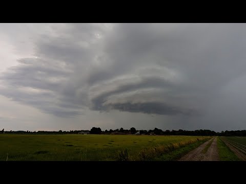In NRW Unwetter und Gewitter mit Starkregen, Hagel und Sturm später Niedersachsen und Westen