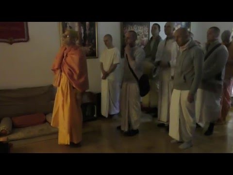 HH Kadamba Kanana Swami - Mangala Arati 14.01.2016
