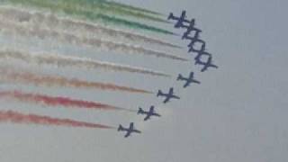 preview picture of video 'Freccie Tricolori a Cameri Per I 100 Anni Dell'Aereoporto Ultimo Passaggio Con Nessun Dorma'