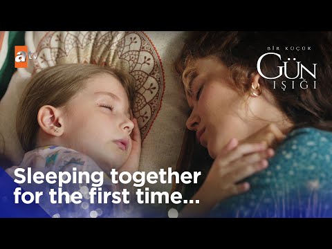 Güneş and Elif sleep together - Bir Kucuk Gun Isigi | Short Scenes