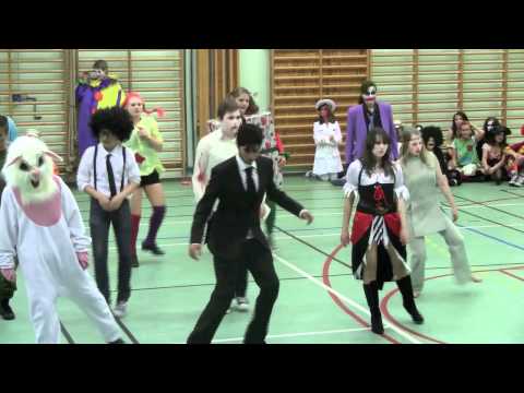 Klädparaden 9B Tångaskolan 2012