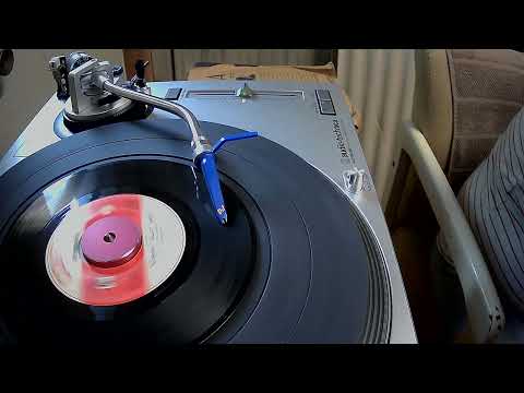 Pleasant Valley Sunday ~ Monkees ~ 1967