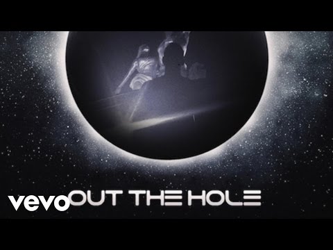 Ozy Reigns - Out The Hole