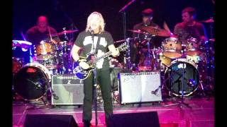 Joe Walsh Live 2011 =] Over And Over [= Houston, Tx - 10/12