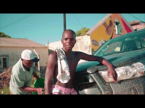 Mastoni Mc - Com diarreia no chapa (Oficial Video) Directed by Jose Mapossa