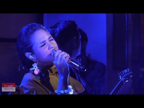 Andien - Biru @ Album Showcase METAMORFOSA [HD]