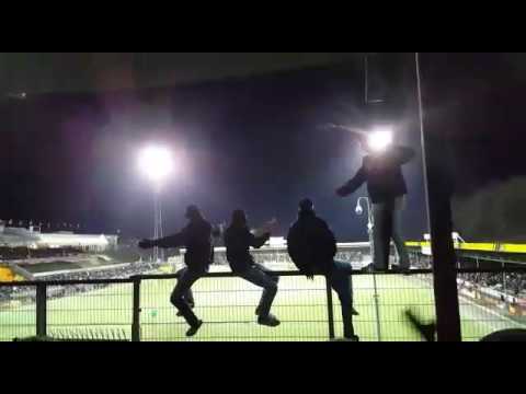 Oerend hard uitvak bij vvv venlo-de graafschap