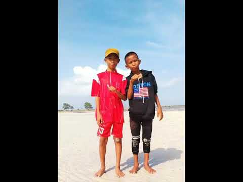 Pantai Maimun nongsa