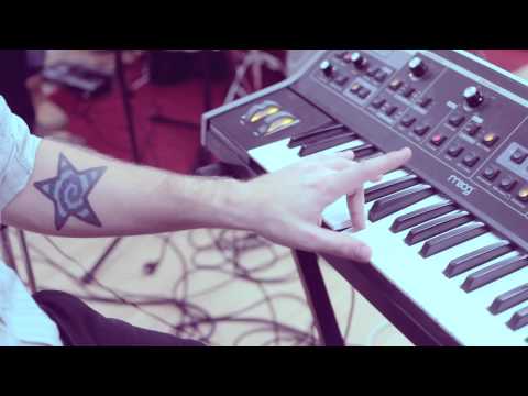 The Ball And Chain - Machine Gun (LIVE)