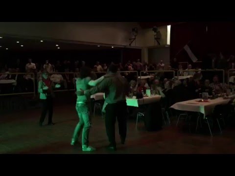 100 Jahre SV Herbede - Eröffnungstanz Marcus Hahn und Mama Hahn