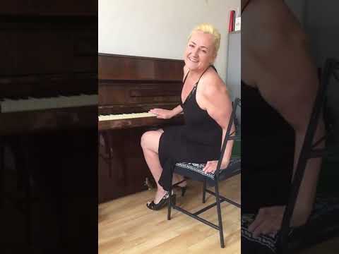 Vydání knihy Gazelle Gazelle Gazelle