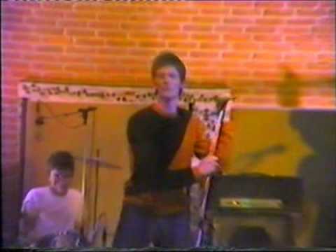 Freshly Riots - No Brain Song