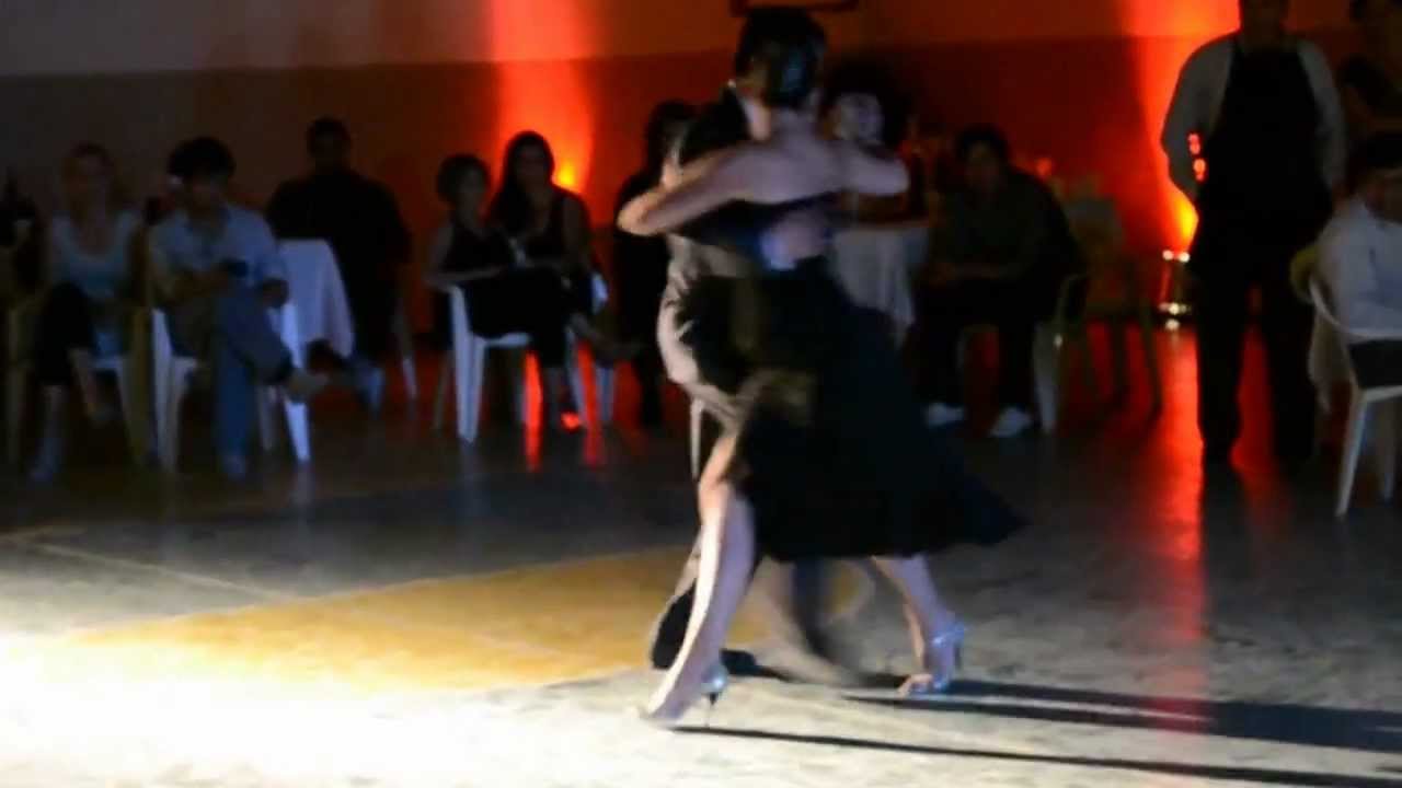 Campeones Mundiales de Tango Salon 2012 Facundo de la Cruz y Paola Sanz - Comodoro