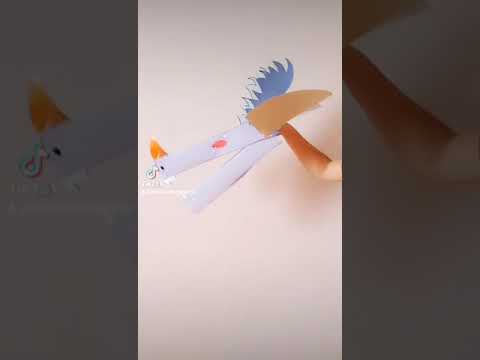 #Shorts Как сделать дракона на руку из бумаги. Игры с драконами для детей смотреть видео