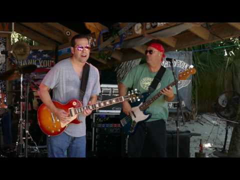 Albert Castiglia Band 2017 06 25 Sebastian, Florida - Earls Hideaway - You Can't Trust Your Neighbor