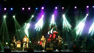 Salim Sulaiman singing ISHK WALA LOVE live !