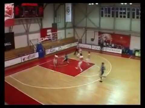 Ognjen Dobric Zakucavanje --- Crvena Zvezda DIVA - Zdravlje Leskovac 09