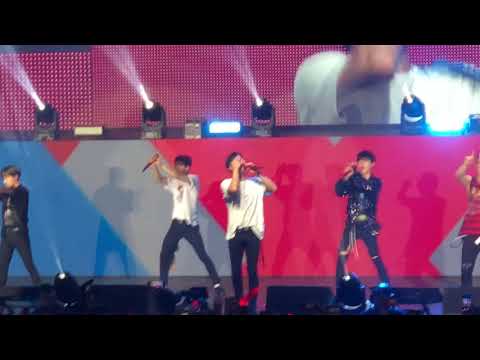 [27102018] iKon Continue concert Melbourne - Rubber Band (fancam)