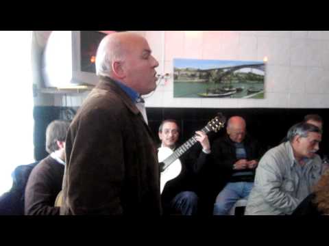 DELFIM MATOS FADO, NA TASQUINHA D´OURO, EM LORDELO DO OURO