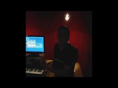 Freestyle Kenny Cash En El Estudio