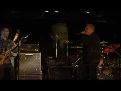 EARL GREEN SONGS LIVE AT THE CRAZY DONKEY, LONG ISLAND, NEW YORK, LIVE CLIPS OF EARL GREEN