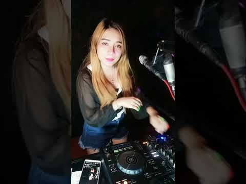 SEHARUSNYA AKU - DJ RERE MONIQUE R2M