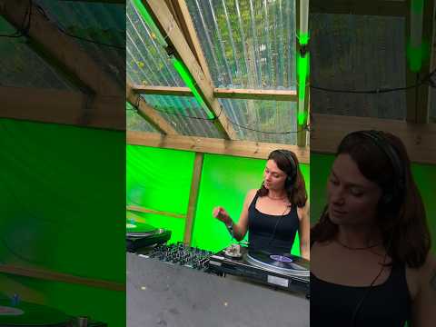 Olga Korol captivating the crowd at Hide&Seek Festival #minimalmusic #rominimal #femaledj #djset