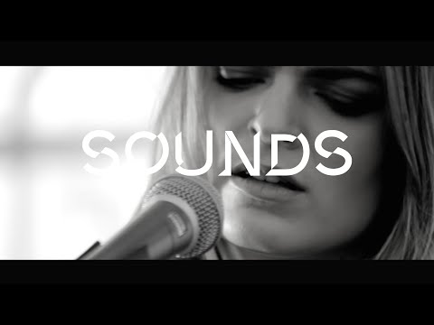 Laura Doggett – 'Old Faces' for SOUNDS Acoustic