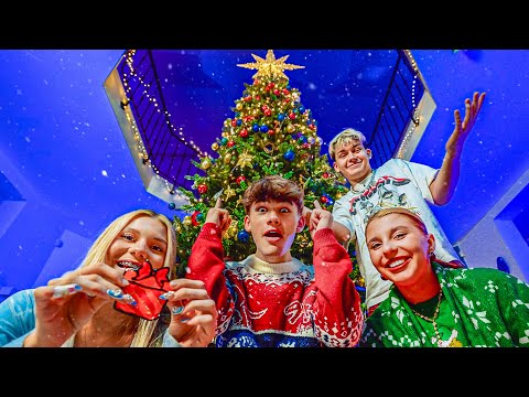 POZNAJCIE NASZĄ NOWĄ CHOINKĘ