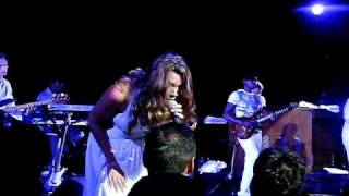 Joss Stone - Right To Be Wrong &amp; No Woman No Cry - Live In Pallas Theater, Athens