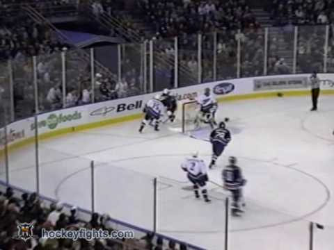 Shaone Morrisonn vs Raffi Torres Oct 28, 2006
