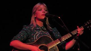 Basia Bulat - Go On - live @Falkendom Bielefeld, Germany on May 31st 2017