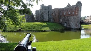 preview picture of video 'Rothesay Castle Isle of Bute'
