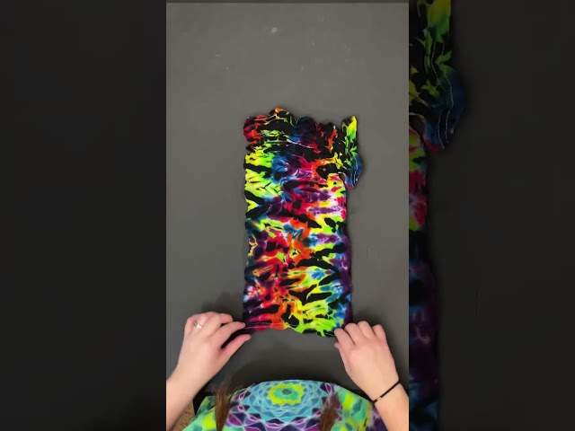 Vídeo relacionado con Camiseta Tie Dye Arcoíris para Mujer Divertida Manga Corta Casual Verano Estampado Vibrante (Multicolour, XXL)